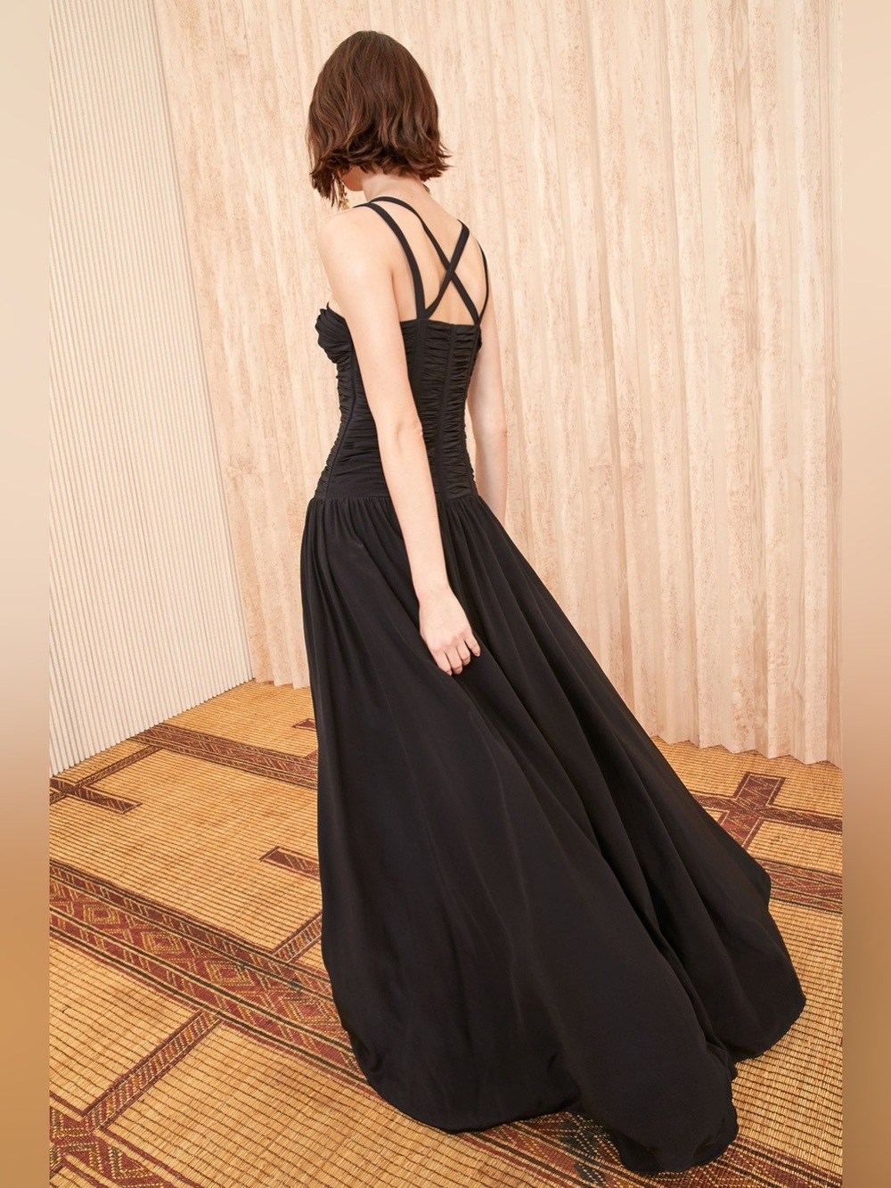Ulla Johnson Anya Gown Noir 100% Silk Black Tie Ruched Evening Size 14 Sexy - Picture 2 of 16